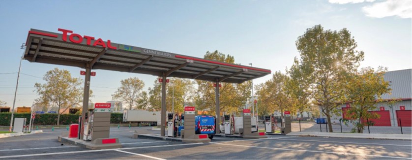 Le 12 février 2021, Total et Sigeif Mobilités ont inauguré la plus grande station GNV et bioGNV de France